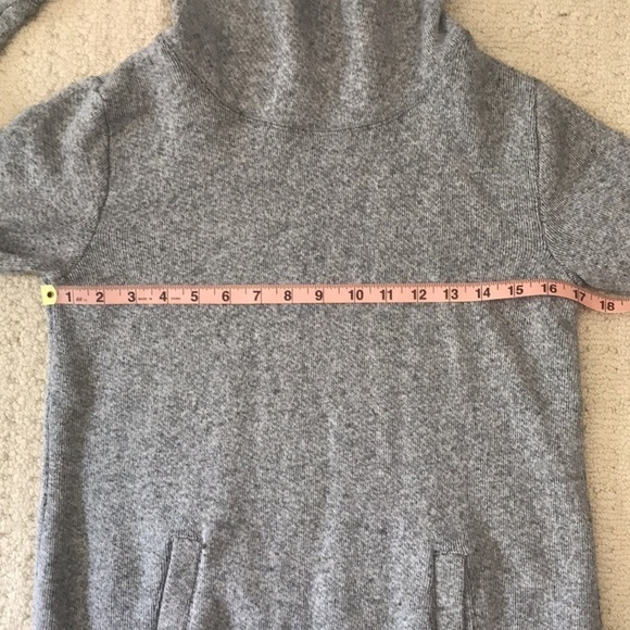 J. Crew Cotton Blend Funnel Neck Sweatshirt in Grey Size XS - Picture 10 of 13